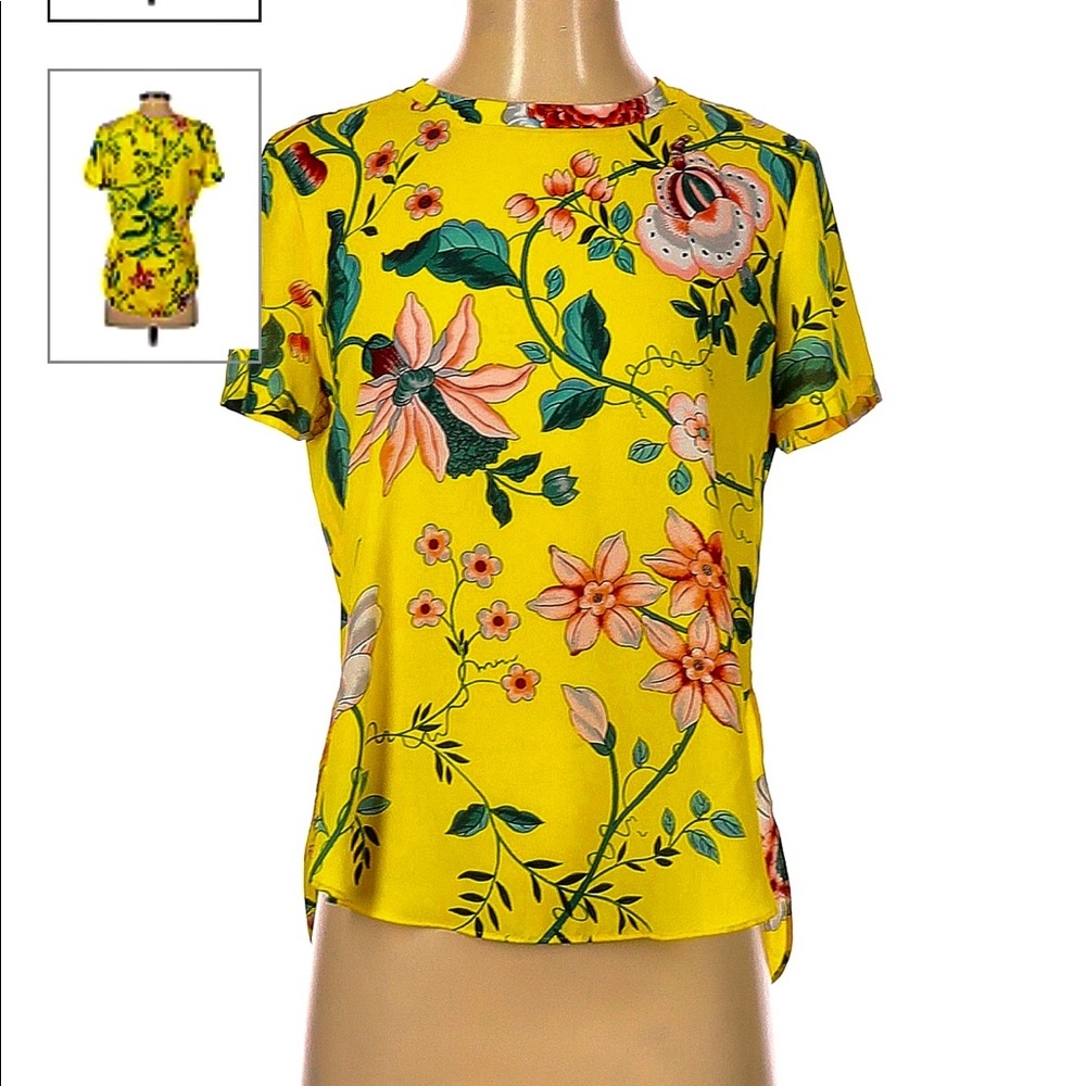 Beautiful Loft blouse, silky satin fabric. Like new, weared once.